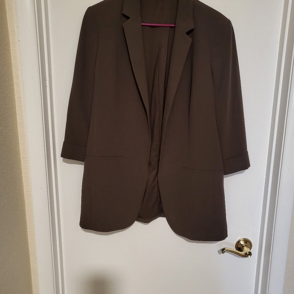 Blazer - Picture 1 of 2